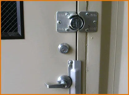  Puyallup 24 Hr Local Locksmith  Puyallup, WA 253-733-7627